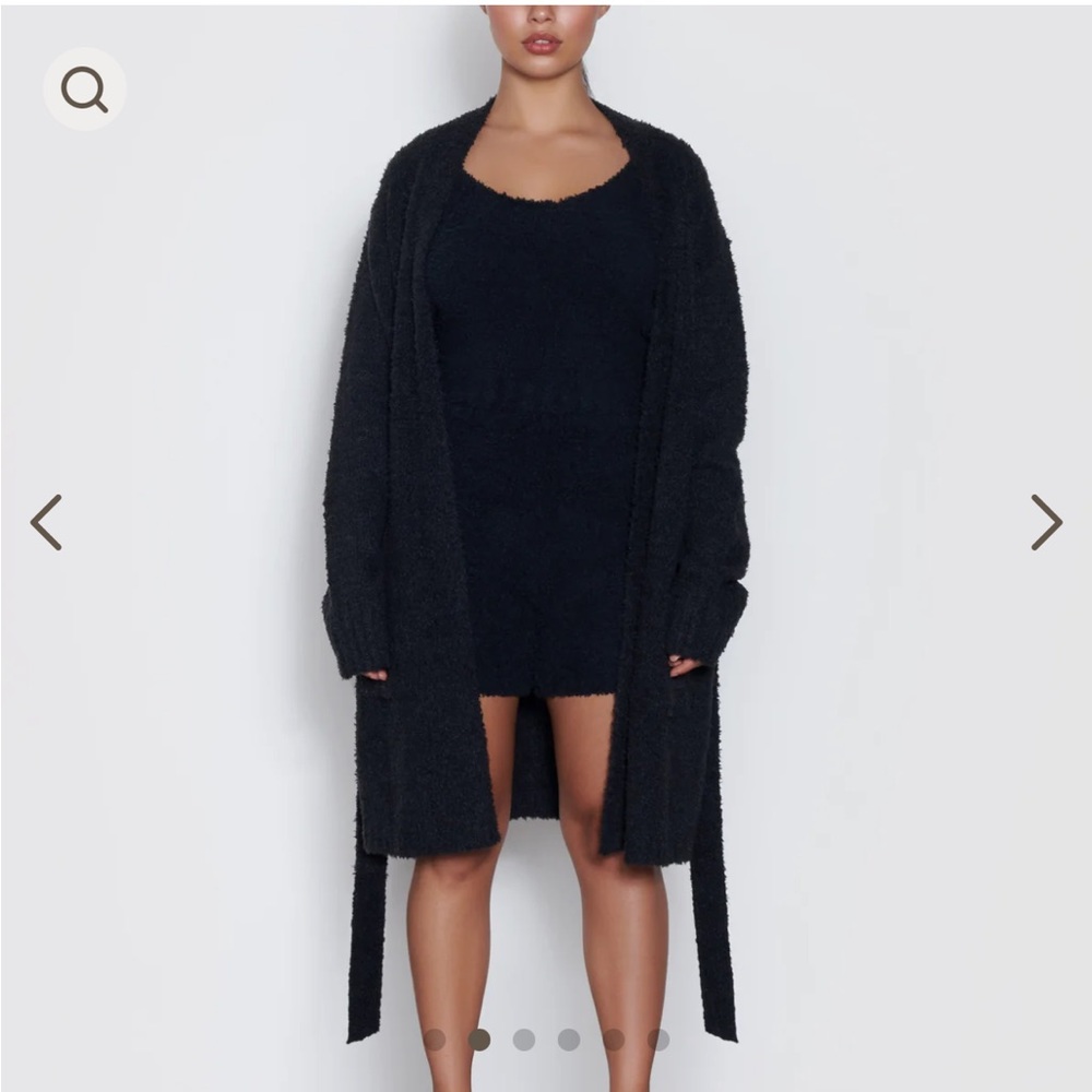 SKIMS COZY KNIT SHORT ROBE ONYX L/XL